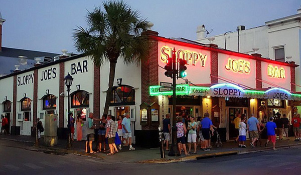 Bar Sloppy Joes