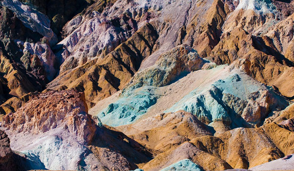 kolorowe skały Death Valley