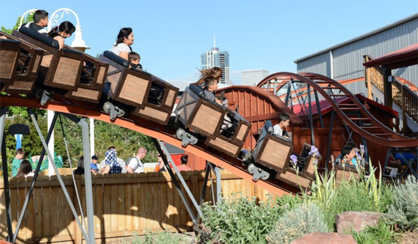 kolejka dla dzieci w Elitch Gardens