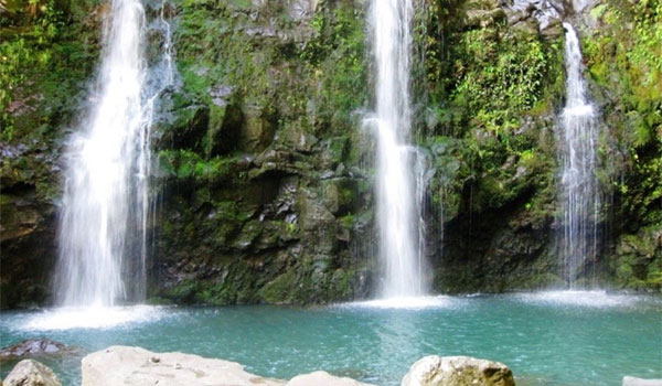 Waikani Falls