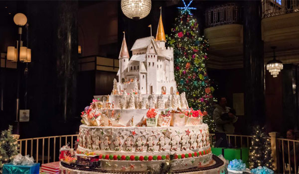 wystawa świąteczna St. Francis Hotel