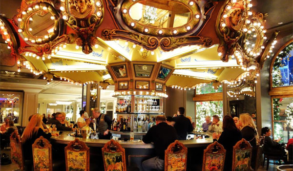 Hotel Moteleone bar